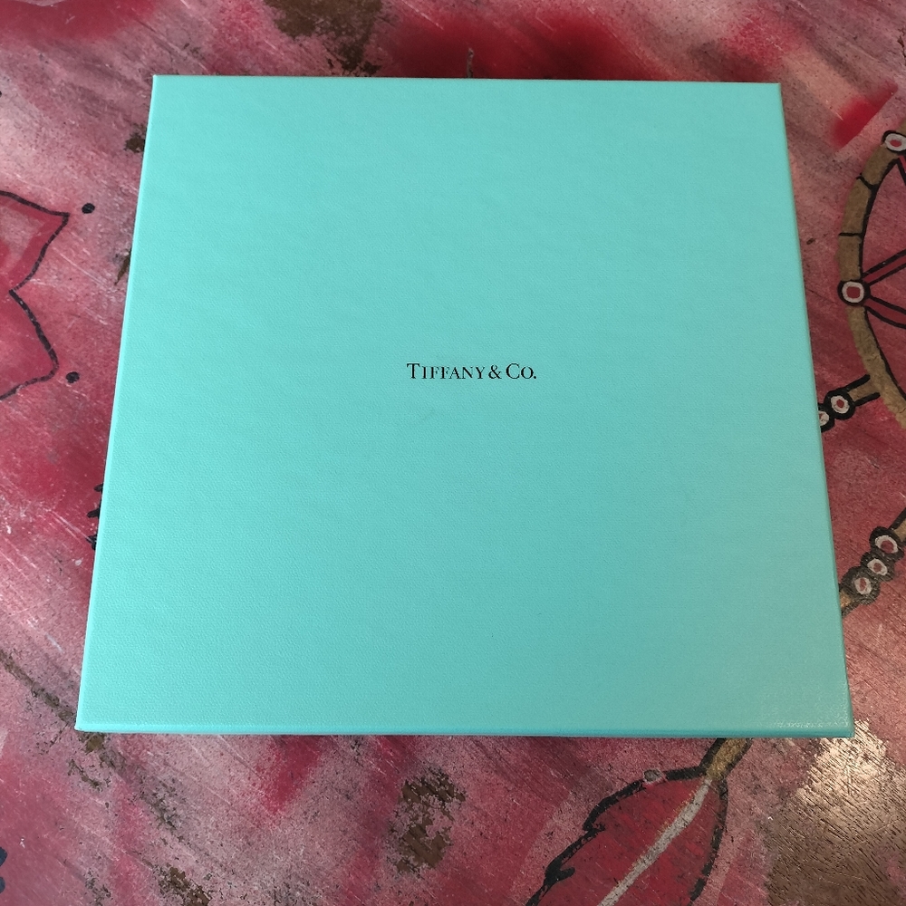 Tiffany & Co Large EMPTY BOX - 9 1/2" x 9 1/2" x 2 1/2"